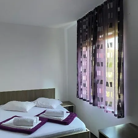 Pensiune Ana Trident Costineşti